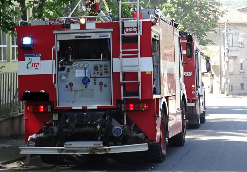 Пожар избухна в апартамент в столичния квартал Младост 4. Един