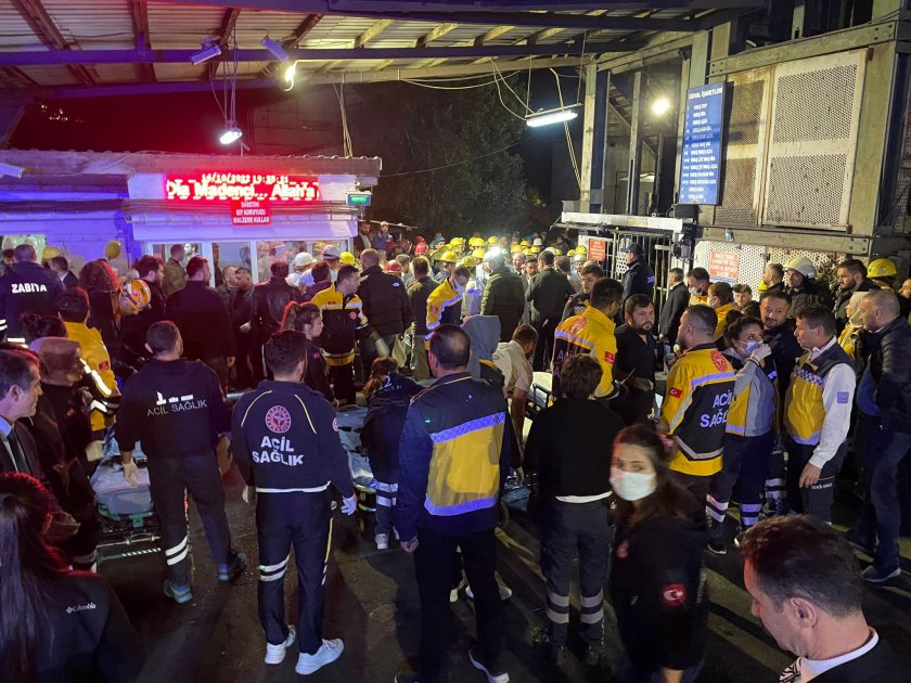25 души са загинали при експлозия в турска мина. Над