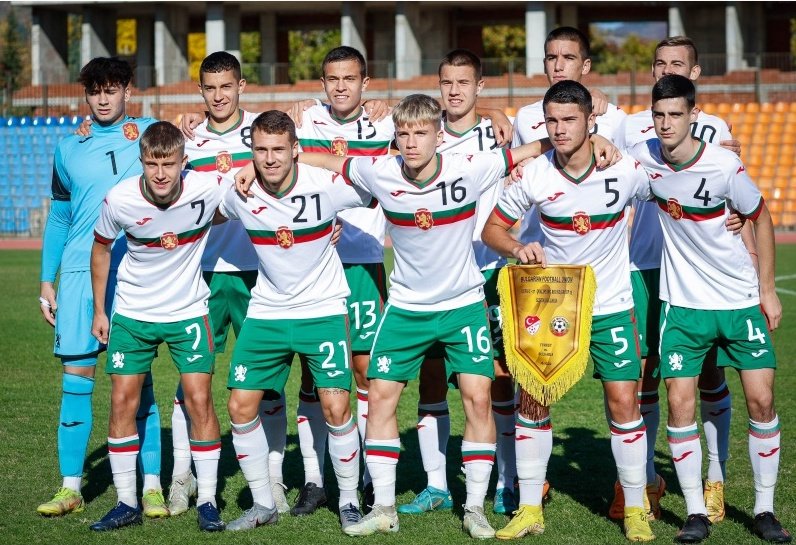 Български национален отбор по футбол за юноши до 17 години