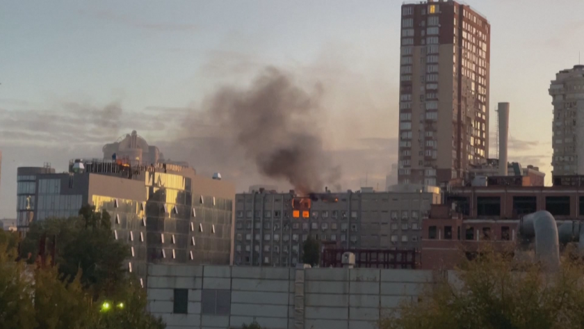 Серия експлозии тази сутрин в Киев. Ударена е централна част