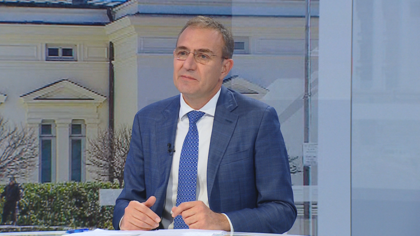 Това, че ние сме подкрепили най-възрастния депутат е едно, но