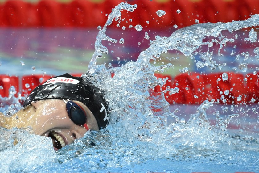 Американката Кейти Ледецки подобри рекорда на 1500 метра плуване свободен стил на състезанието от Световната купа в Торонто (Канада)