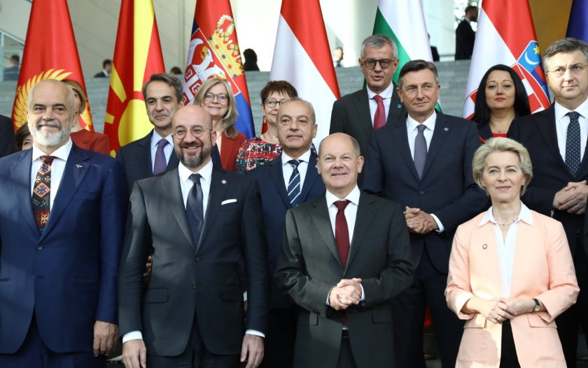 Лидерите на страните от Западните Балкани подписаха днес в Берлин