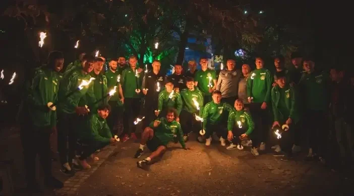 футболистите хебър включиха факелното шествие повод деня народните будители