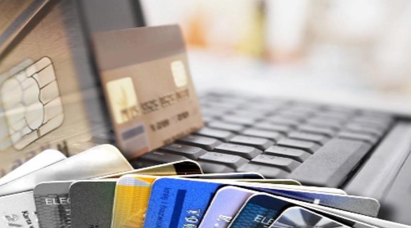 Мнимите търговци, които източват банкови карти, използвайки сайтове за онлайн