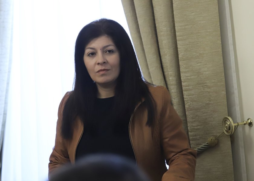 Съдът реши: Арестът на Севделина Арнаудова е незаконен