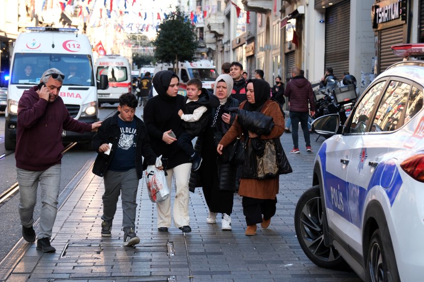 Каква е ситуацията в Истанбул след експлозията - журналистът Исмаил Коркмаз пред БНТ