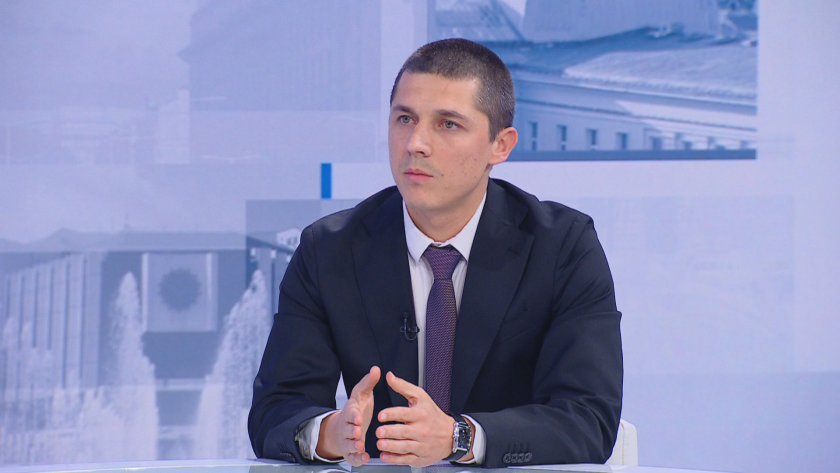 Правната комисия в парламента одобри на второ четене връщането на