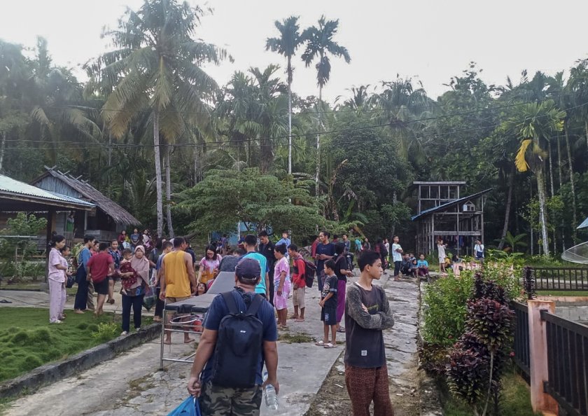 Силно земетресение разтърси сгради в столицата на Индонезия, няма съобщения