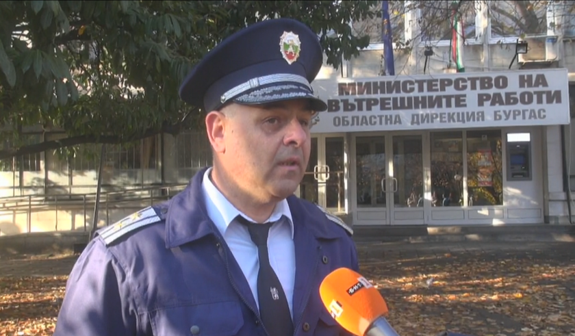 Полицията в Бургас издирва собственика на голяма сума пари, изгубена в подлез преди 3 седмици