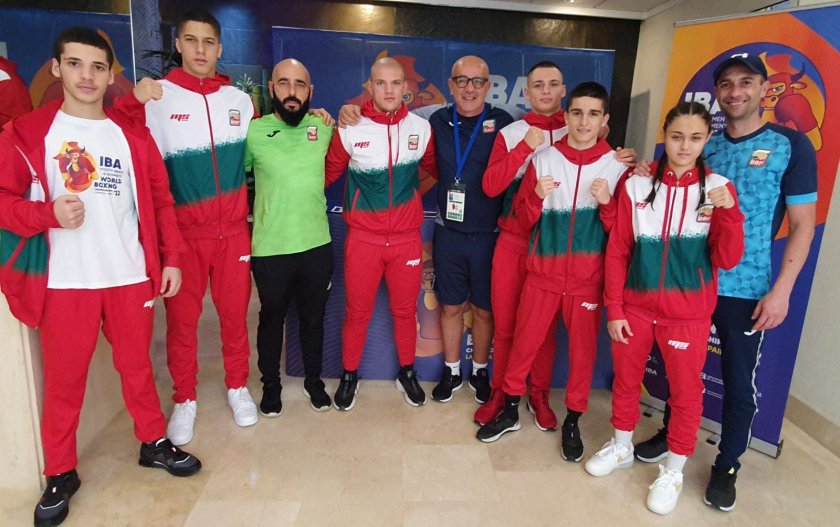 шестима българи атака медалите световното бокс младежи девойки нусия
