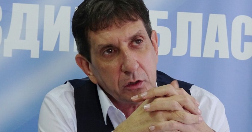 Икономическа полиция е влязла днес сутринта на проверка във фабриката