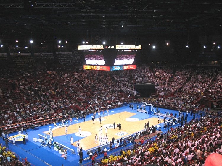 зала Берси Париж баскетбол