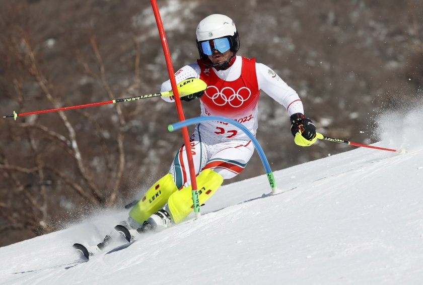 Най-добрият български алпиец Алберт Попов откри новия сезон в Световната