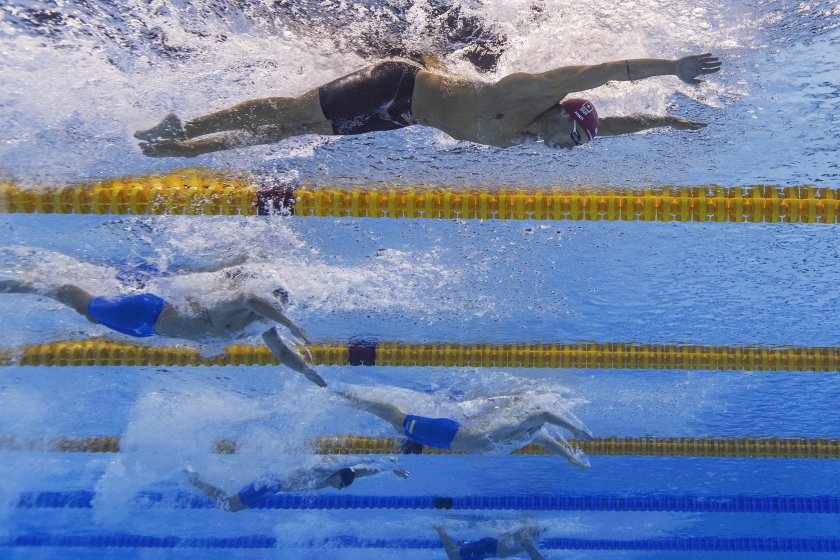 българската щафета плуването остана извън финала европейското