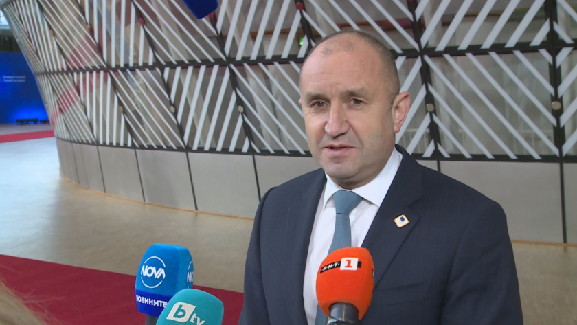 Президентът Румен Радев заяви, че България трябва да има редовно