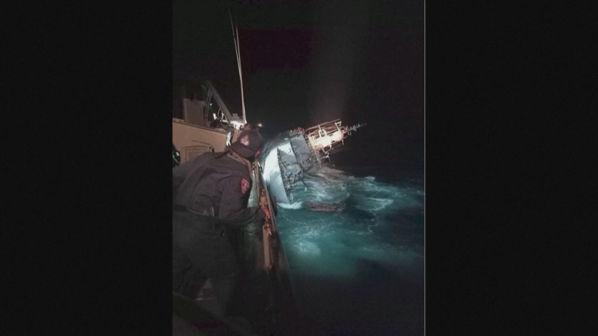 Тежък инцидент в Тайланд - военен кораб с над 100