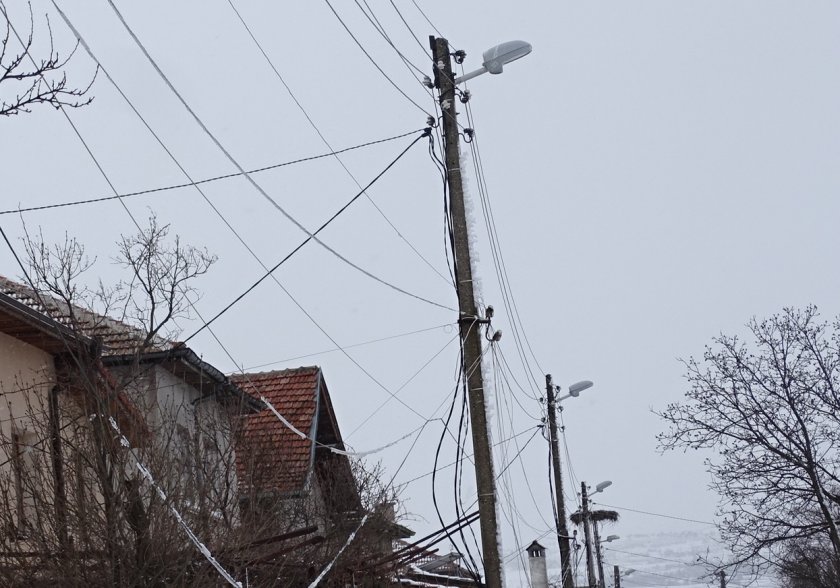 Над 80 000 лева е спестила Община Кюстендил от спряното улично осветление по селата