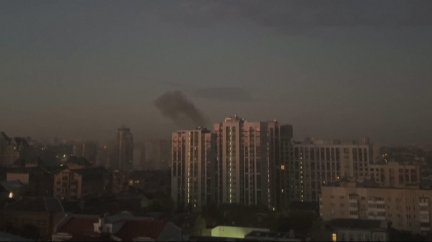 Експлозии рано тази сутрин в Киев.Украинските власти съобщават, че противовъздушната