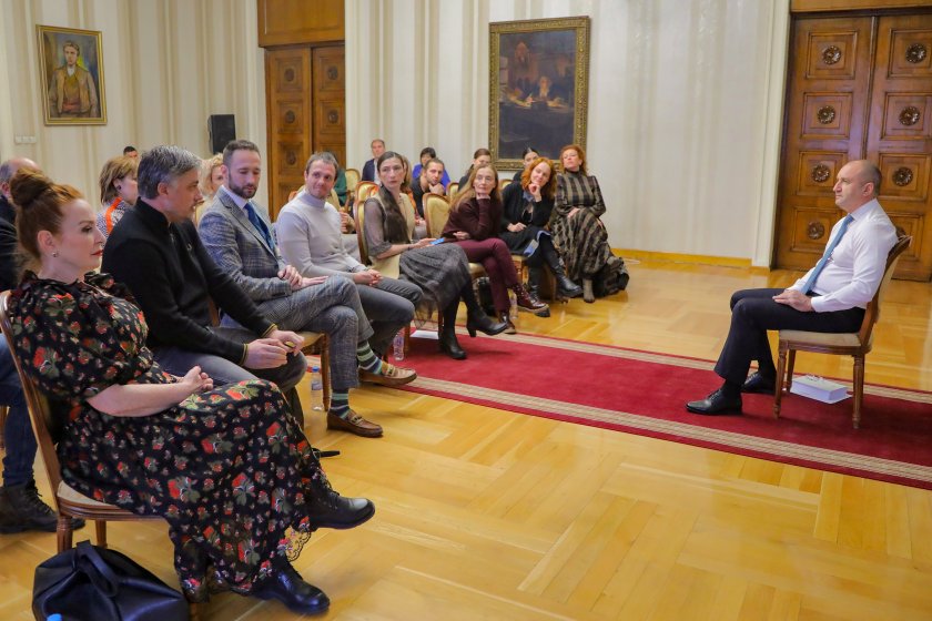 Актьори пред президента: Народният театър да не се превръща в заложник на политически амбиции