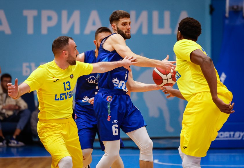 Баскетболният отбор на Левски надигра с 82:69 като домакин състава