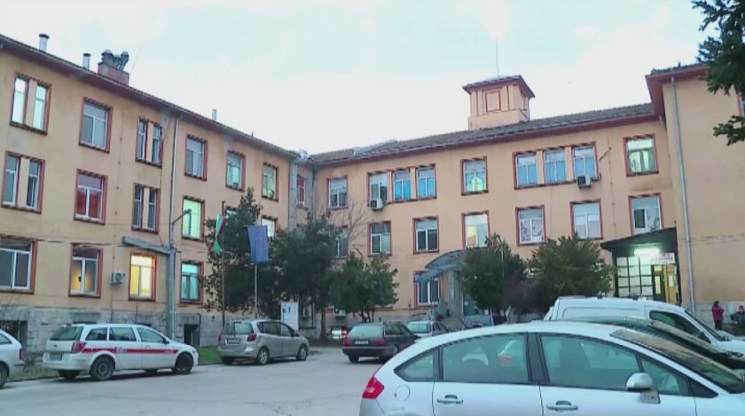Родилка и бебето ѝ починаха в болницата във Велинград