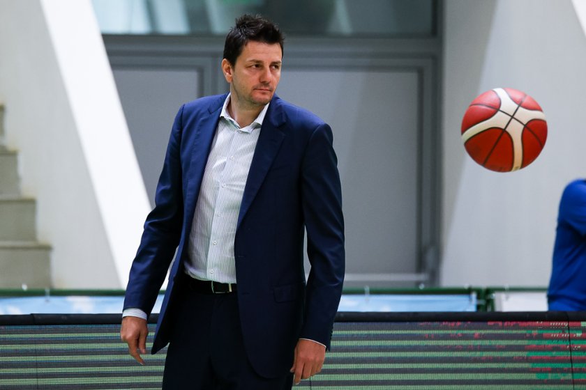 Старши треньорът на баскетболния Левски Димитър Ангелов е недоволен от