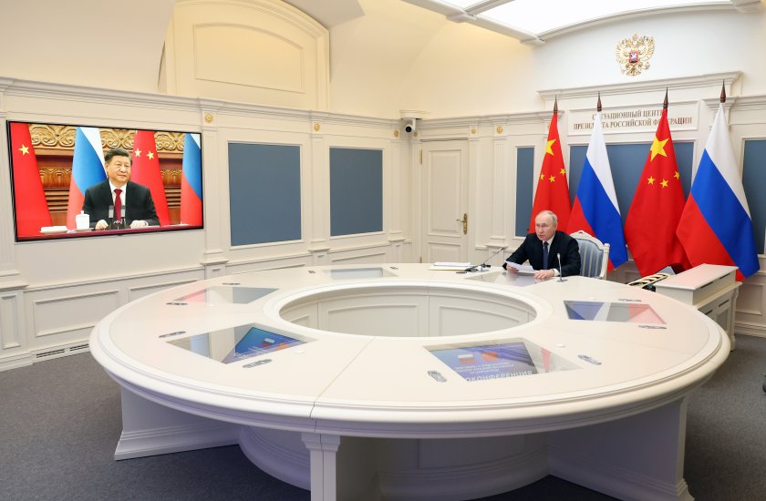 Путин покани Си Дзинпин в Москва през пролетта