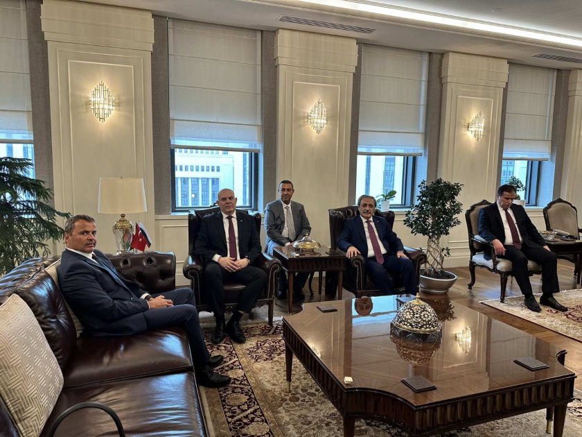 Главният прокурор Иван Гешев е на посещение в Анкара, където