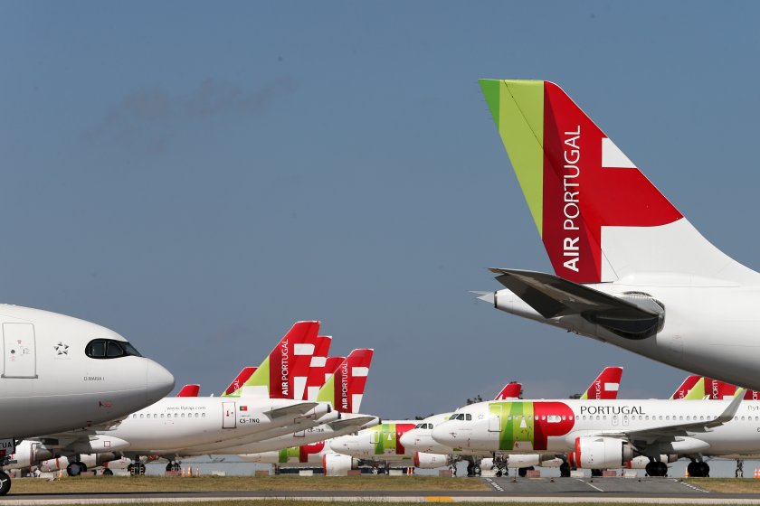 Португалската държавна авиокомпания TAP съобщи, че е отменила над 1300