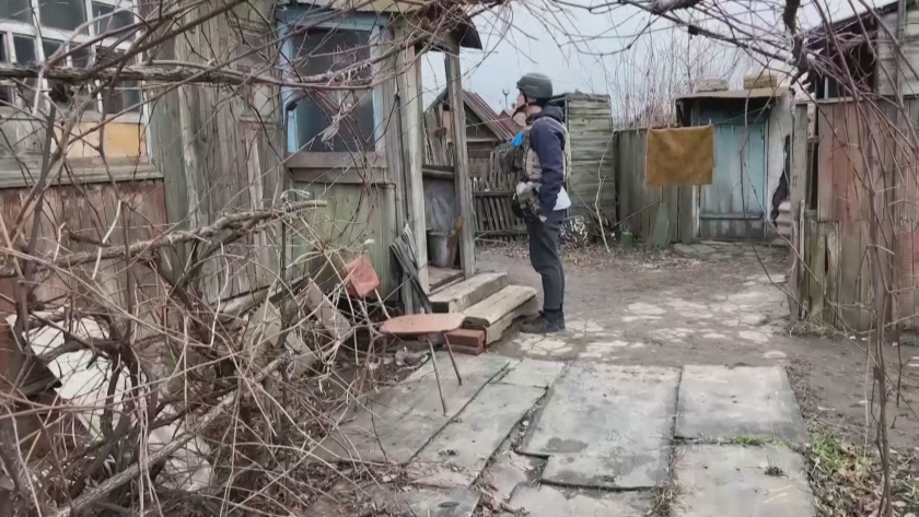 Зеленски: Соледар все още е украински