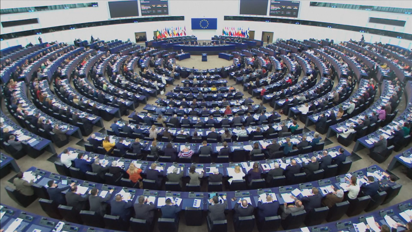 Преизборен популизъм виждат част от българските евродепутати в решението на