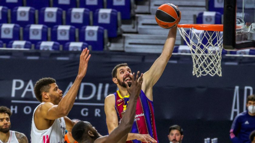 Испанският гранд Барселона допусна домакинска загуба от АСВЕЛ Вильорбан (Франция) със 74:75 в среща от 12-ия кръг на Евролигата по баскетбол за мъже.