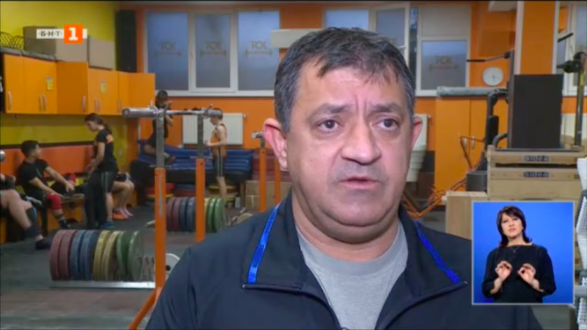 Националният отбор по вдигане на тежести започна извънреден лагер в Русе