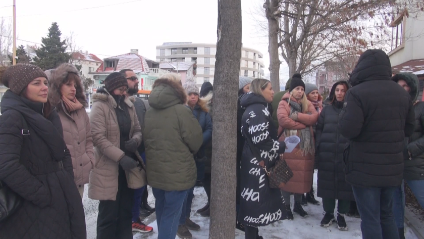 Недоволство в Несебър - транспортни фирми вдигат многократно цените