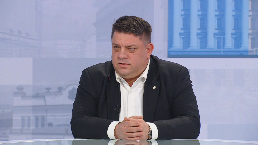 Заместник-председателят на БСП Атанас Зафиров определи напускането на 50 членове