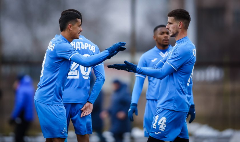 22-ия кръг в Първа лига продължава с три мача в