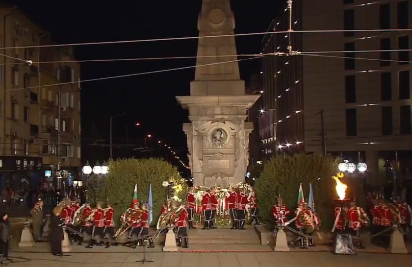 България се прекланя пред паметта на Апостола на свободата. На