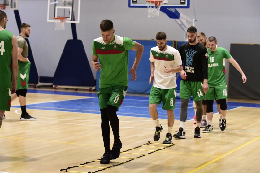 Евгени Хаджирусев, Иван Алипиев, национален отбор по баскетбол