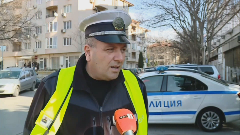Във Варна дрогиран шофьор блъсна патрулка при опит да избяга