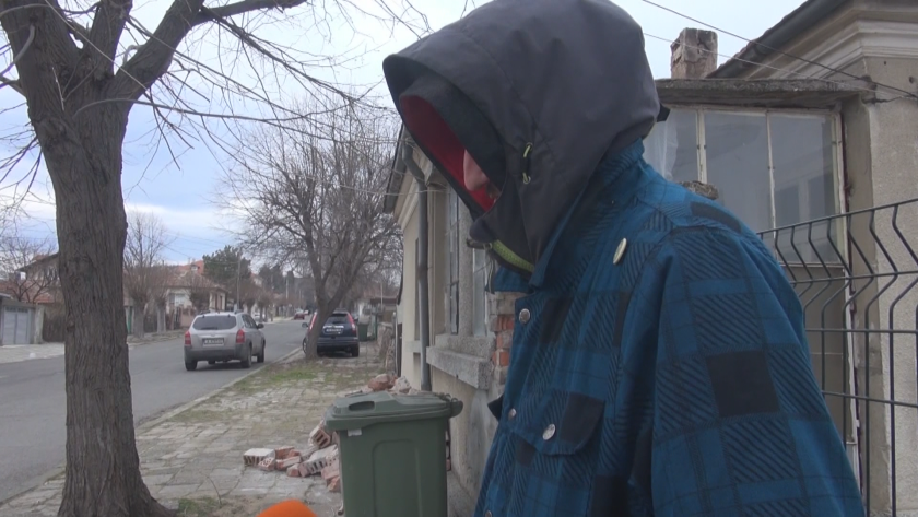 Мъжът, карал камиона-ковчег, е Атанас Атанасов от Каблешково. Мъжът е