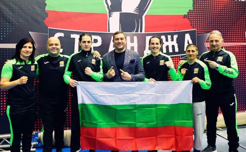 българия шест боксьорки световното първенство делхи