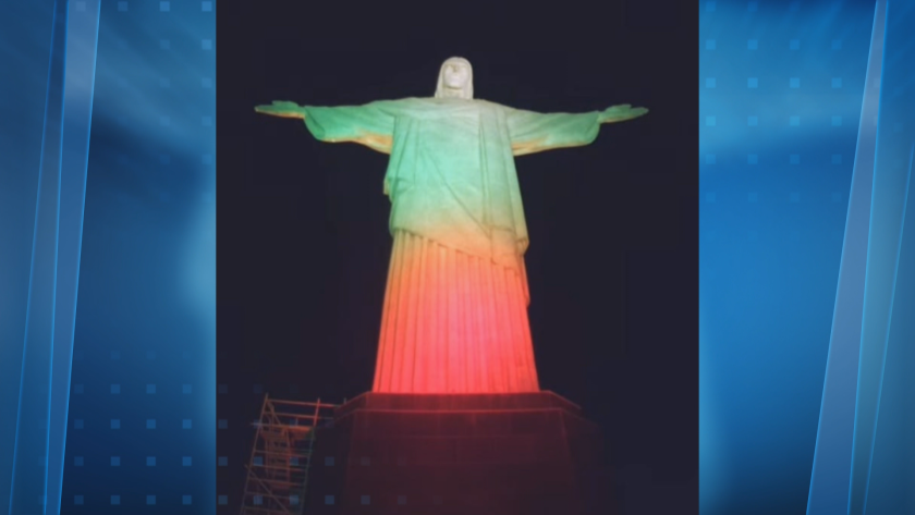 Статуята на Исус Христос в Рио светна в цветовете на националното знаме