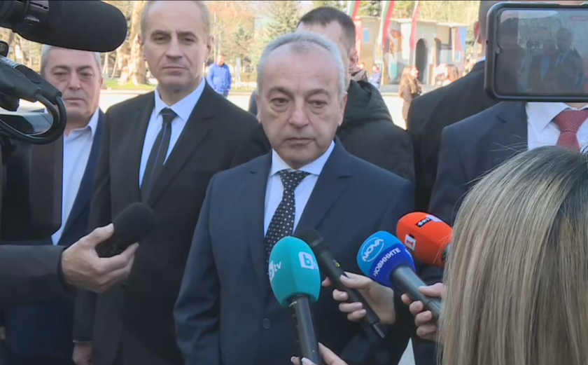 Служебният министър-председател Гълъб Донев коментира предстоящия вот на 2 април