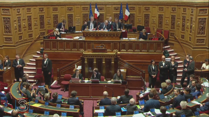 Френският Сенат прие спорната пенсионна реформа. След близо 100-часов дебат