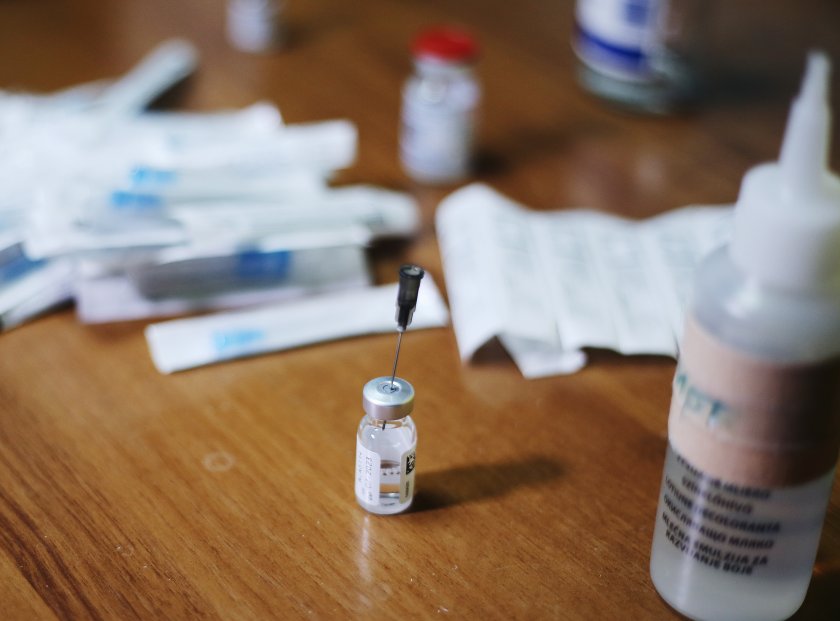 ЕК води преговори за предоговаряне на доставките на ковид ваксините