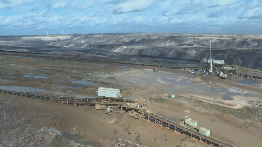 Два месеца след като една от най-големите мини за лигнитни