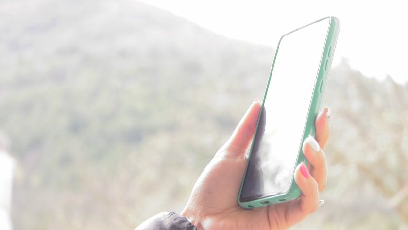 Без обхват на мобилните телефони, без аптека и само с