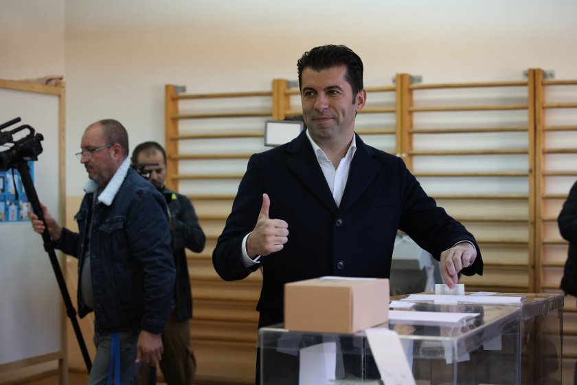 Гласувах с машина. Гласувах за нормален европейски живот. Гласувах да