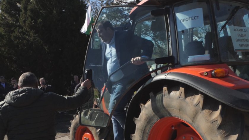 земеделският министър срещна протестиращи производители видин